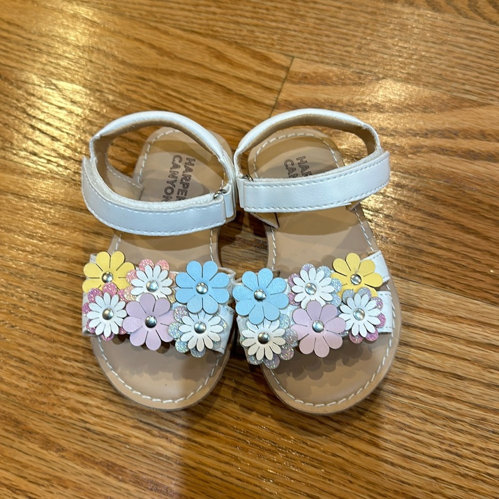 Kids shoes